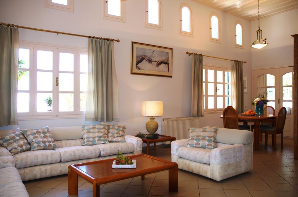 Aeolos Villa Koumeika Habitación foto